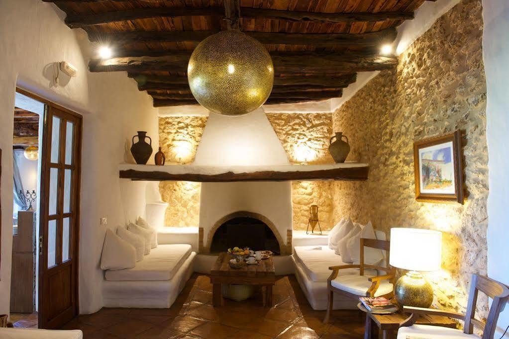 Agroturismo Atzaro Santa Eularia des Riu Eksteriør billede