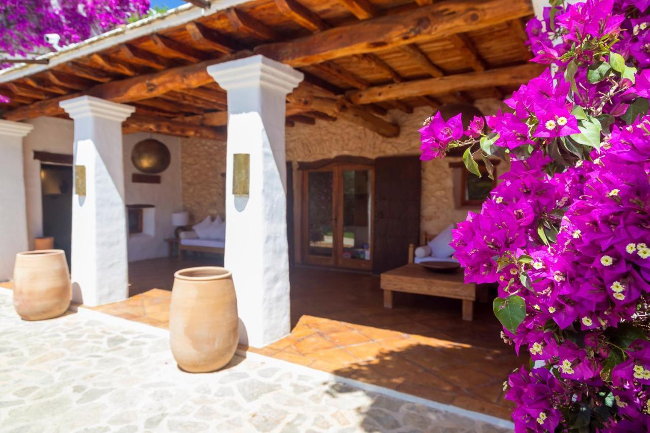Agroturismo Atzaro Santa Eularia des Riu Eksteriør billede